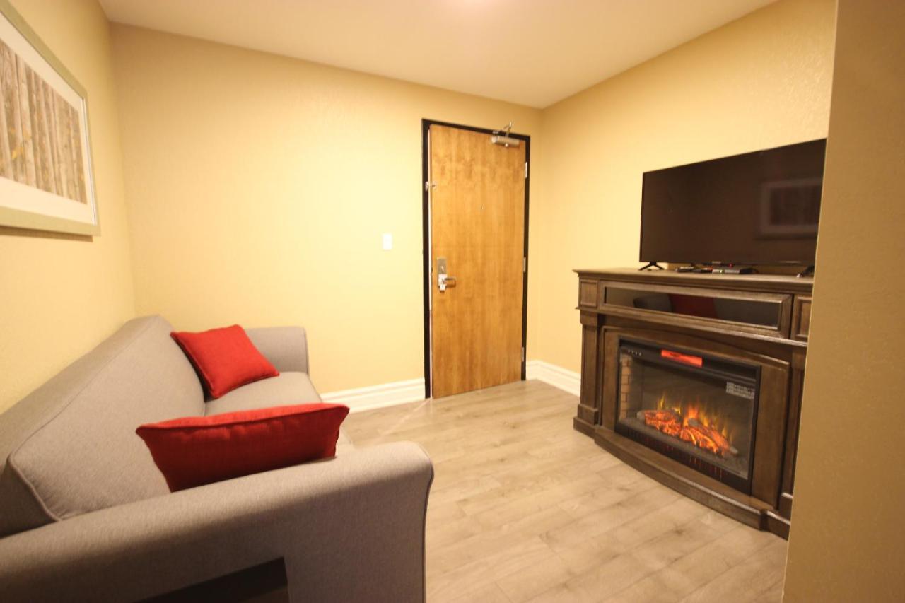 Quality Inn Bracebridge Εξωτερικό φωτογραφία