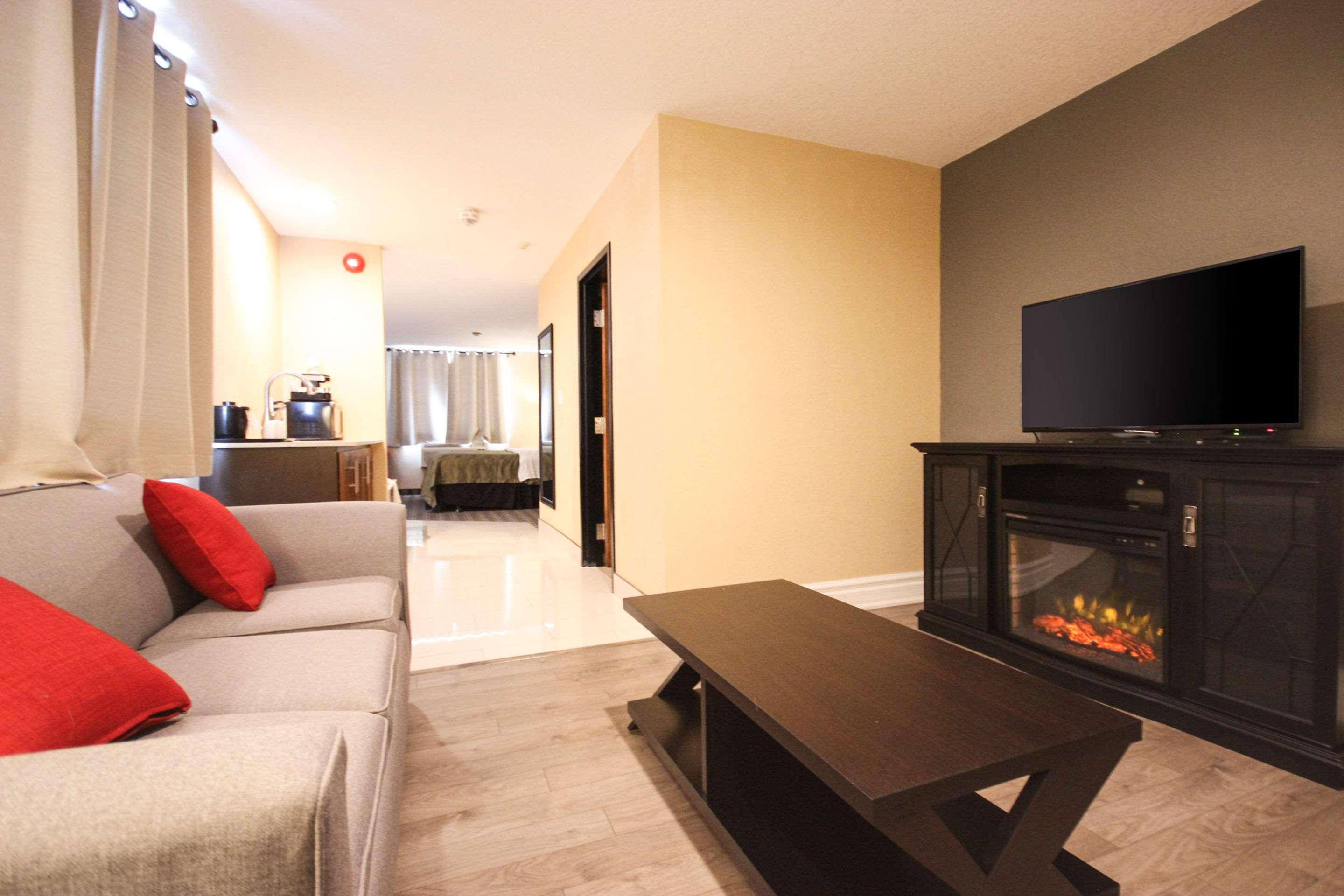 Quality Inn Bracebridge Εξωτερικό φωτογραφία