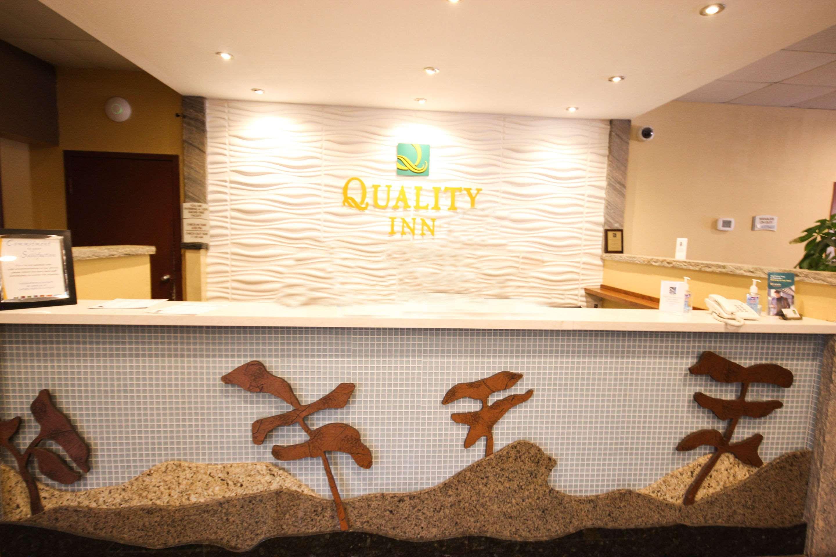 Quality Inn Bracebridge Εξωτερικό φωτογραφία