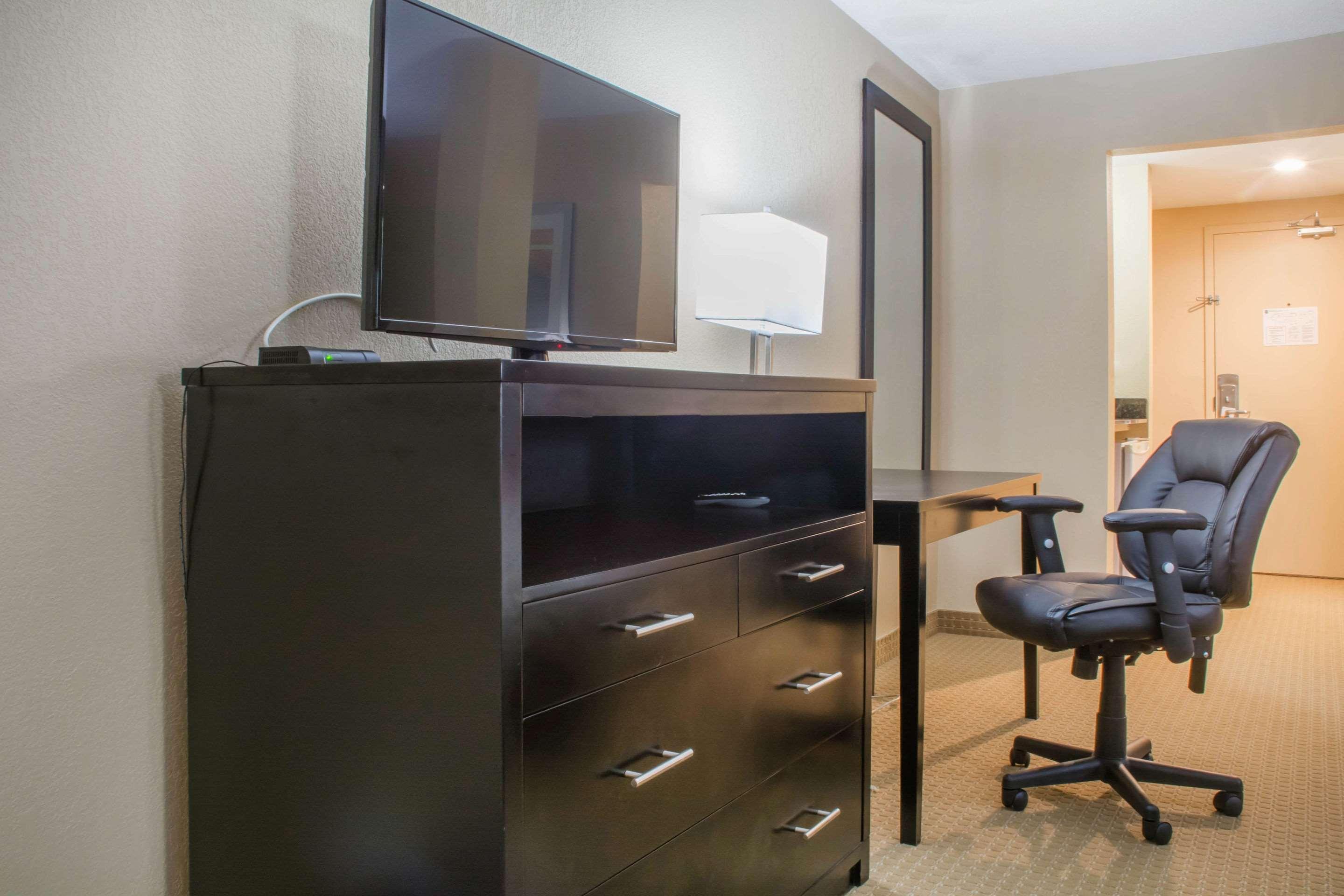 Quality Inn Bracebridge Εξωτερικό φωτογραφία
